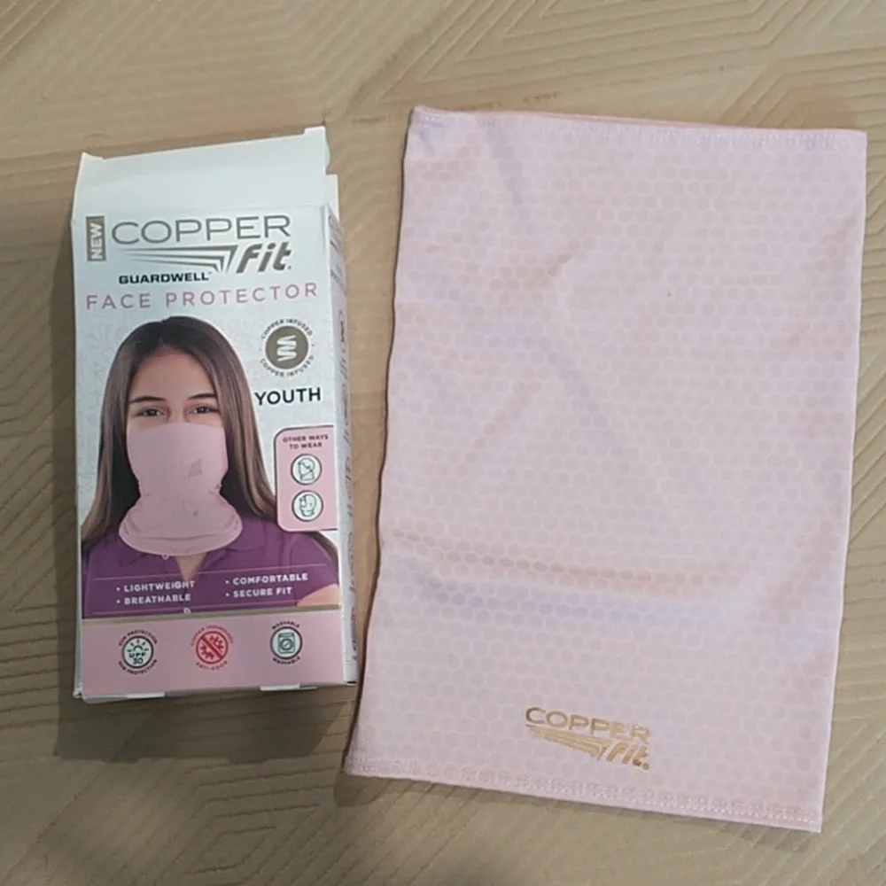 ⛵ 5/$15 Guardwell Youth Pink Face Protector